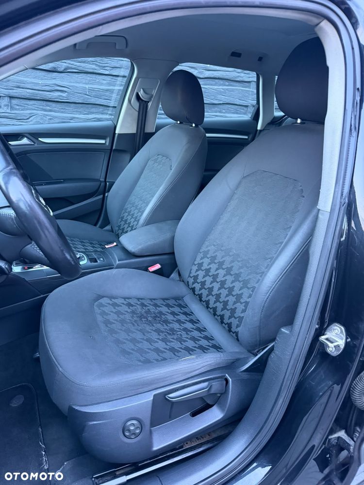 Audi A3 Sportback 2.0 TDI S tronic - 9