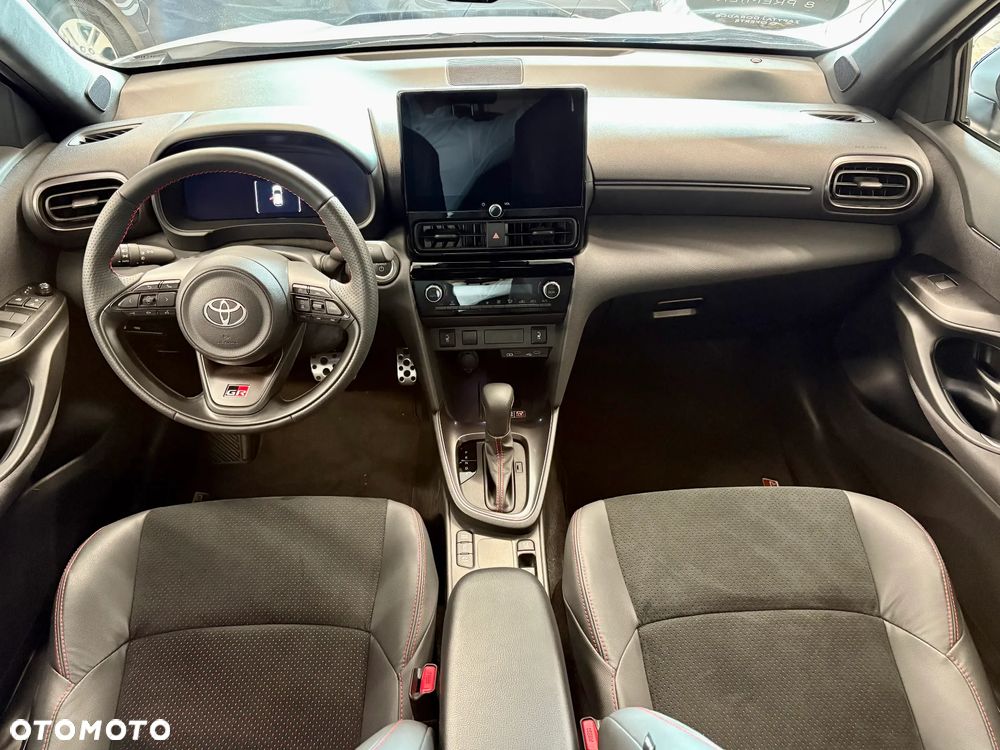 Toyota Yaris Cross Hybrid 1.5 GR Sport - 7