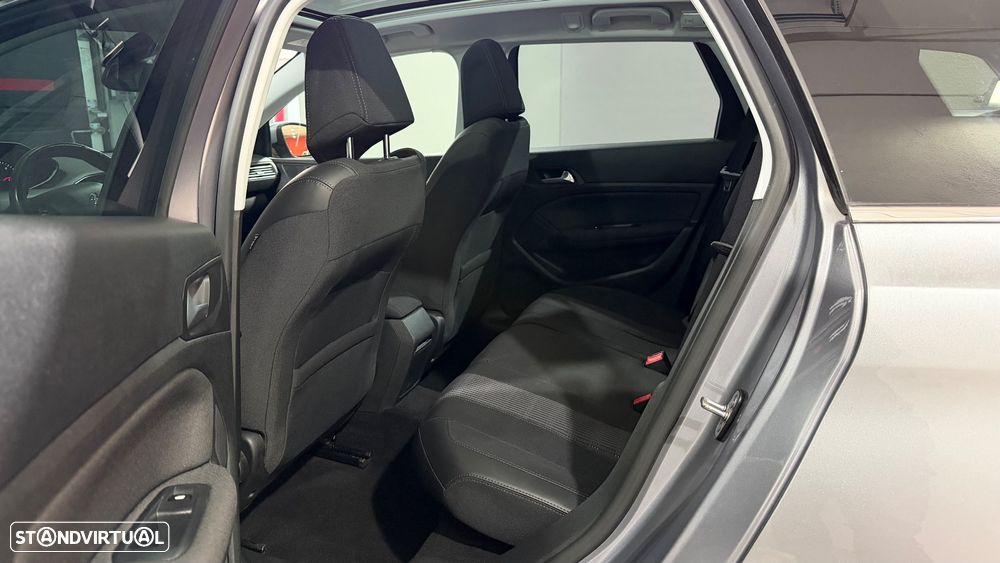 Peugeot 308 SW BlueHDi 130 Stop & Start Allure - 12