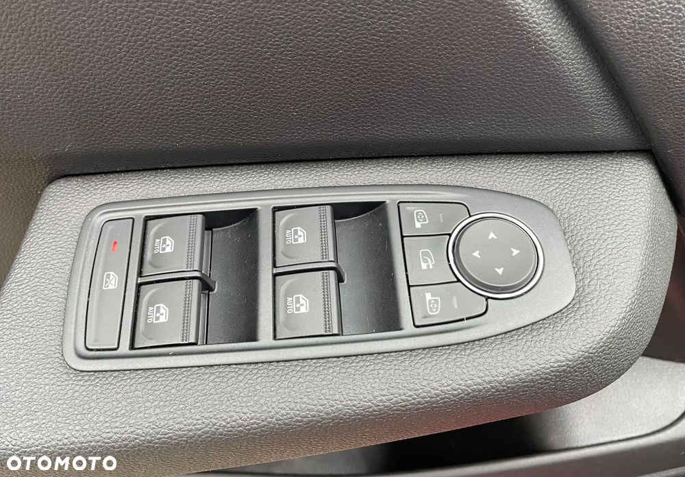 Renault Clio - 19