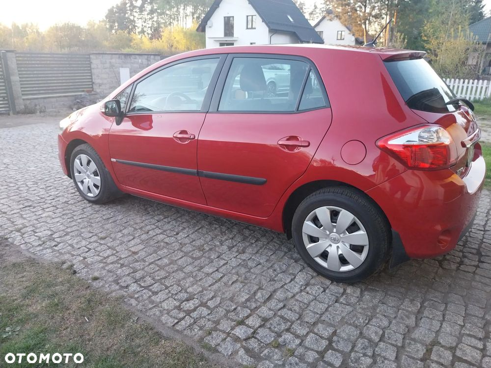Toyota Auris 1.6 Sol - 5