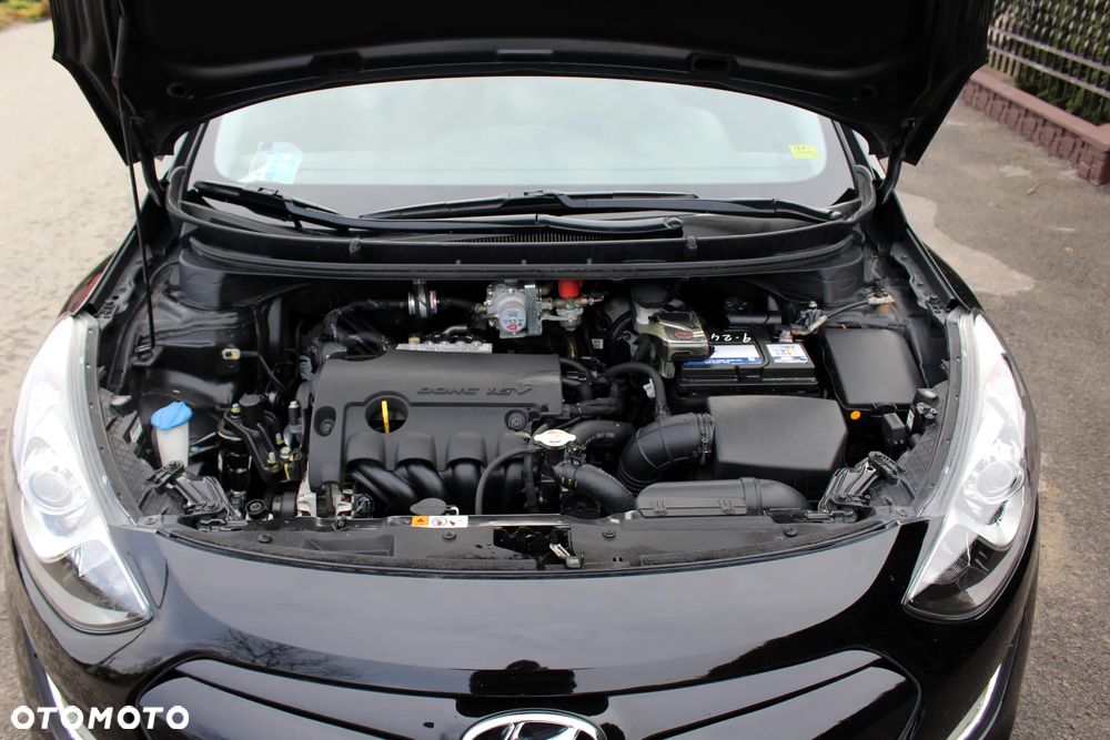 Hyundai i30 1.4 Comfort - 25