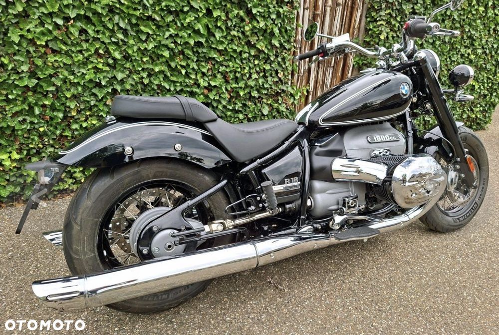BMW R - 9