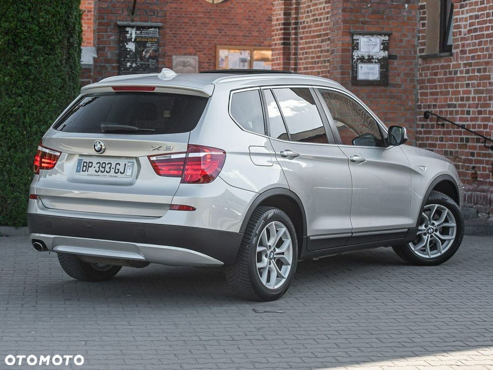 BMW X3 xDrive20d - 17