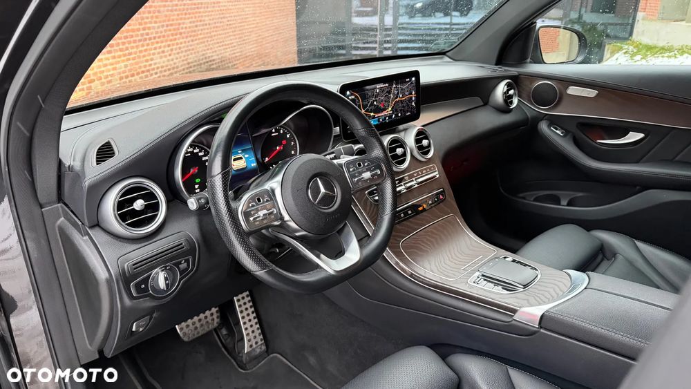 Mercedes-Benz GLC - 7