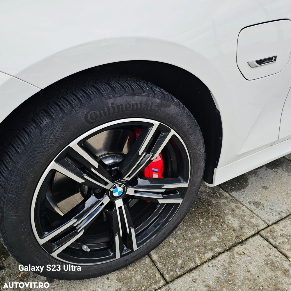 BMW Seria 3 330e xDrive AT PHEV - 34