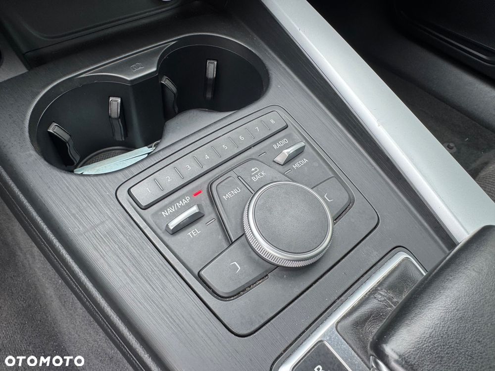Audi A4 Avant 3.0 TDI quattro S tronic sport - 19