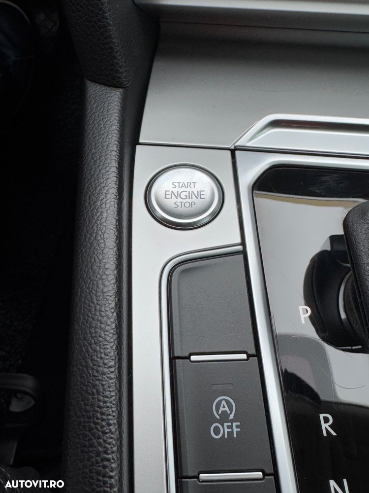 Volkswagen Passat 2.0 TDI DSG (BlueMotion Technology) Comfortline - 28