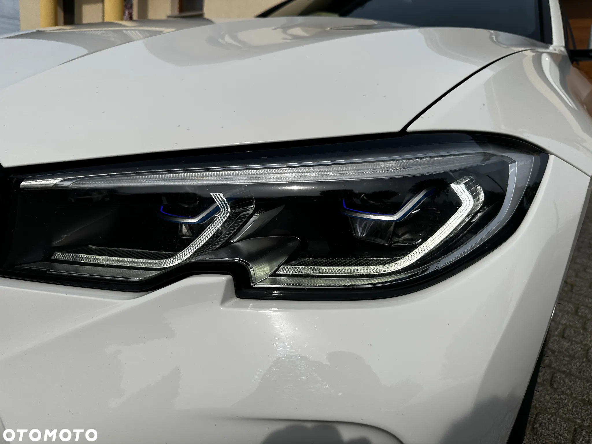 BMW Seria 3 318d Touring Edition M Sport Shadow - 16