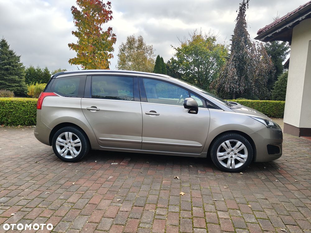 Peugeot 5008 2014 photo 3