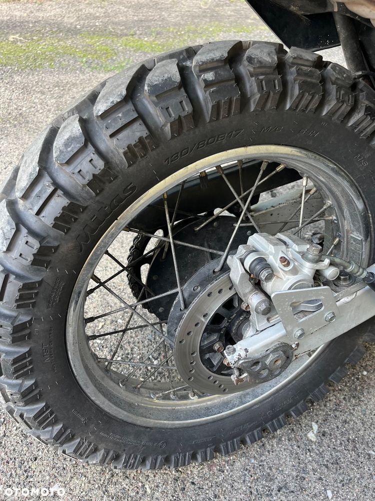 Yamaha XT - 6