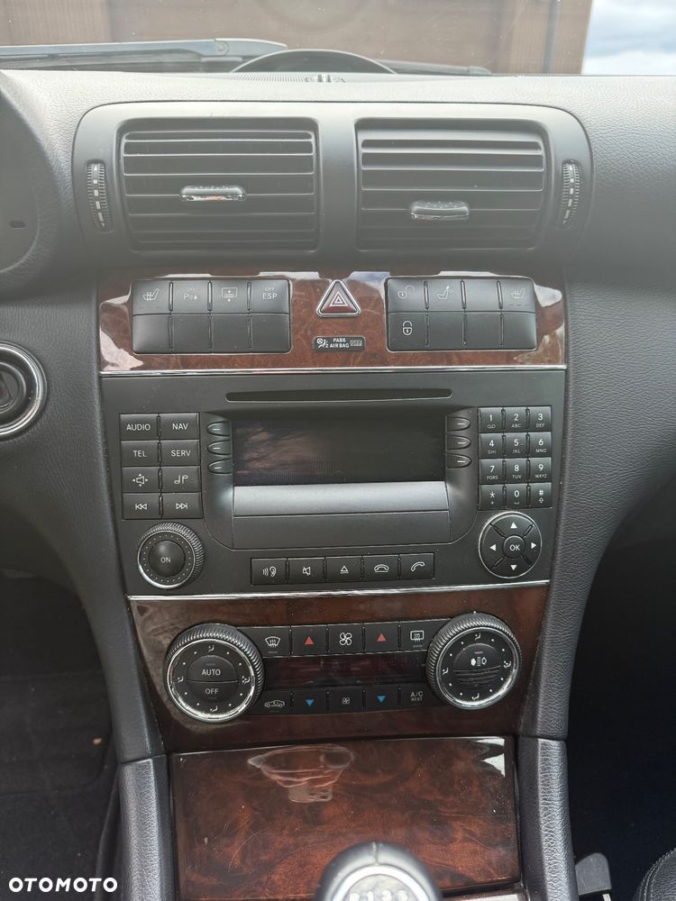 Mercedes-Benz Klasa C 200 T Kompressor Elegance - 17