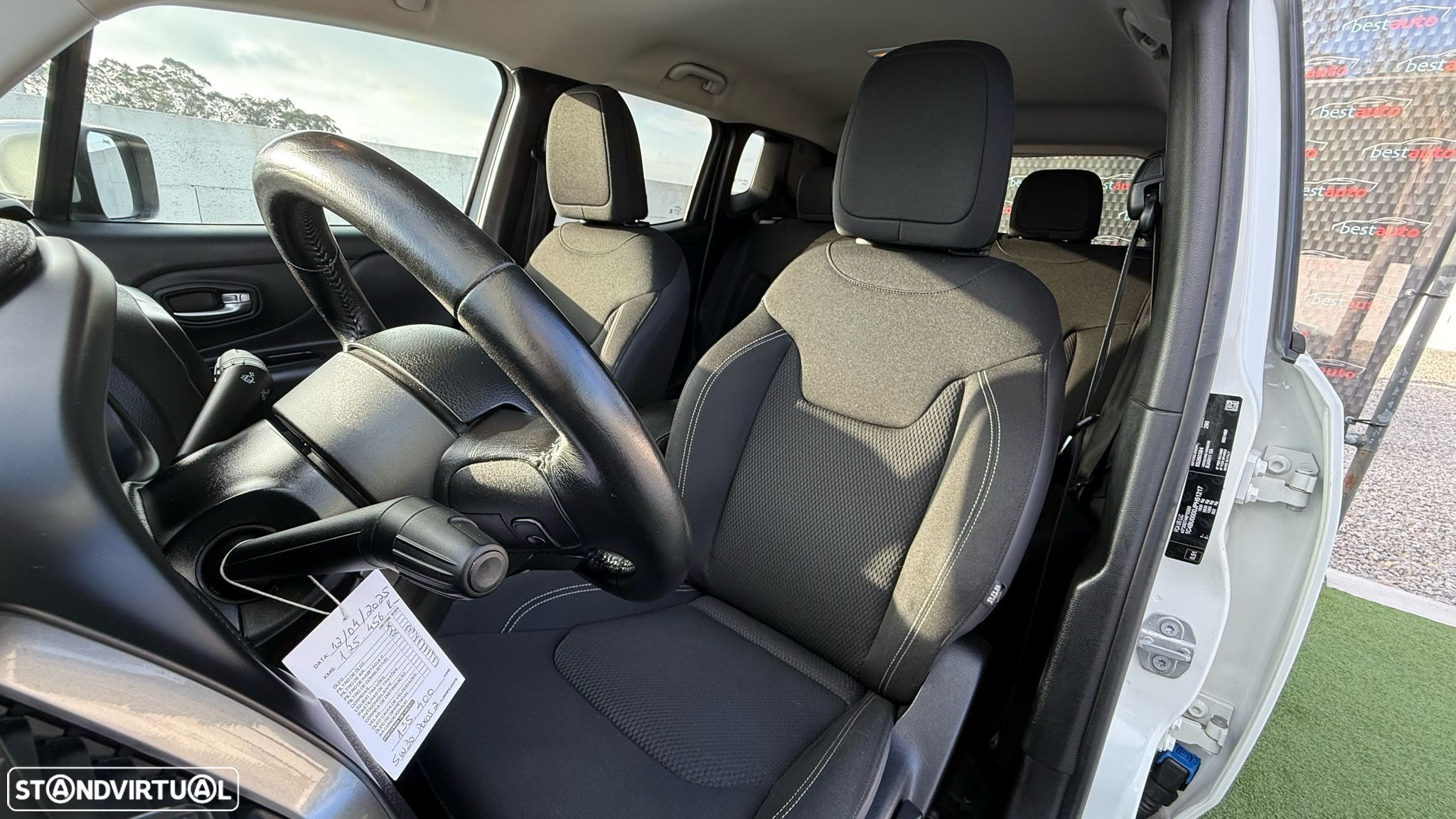Jeep Renegade 1.6 MJD Limited DCT - 15