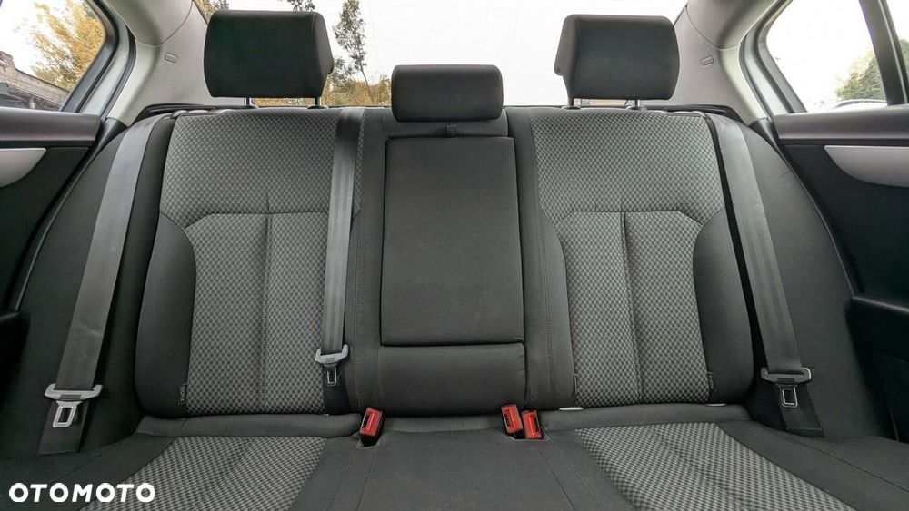 Volkswagen Passat 2011