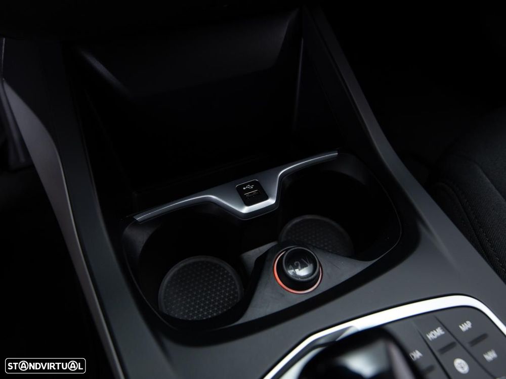 BMW 216 Gran Coupé d Corporate Edition - 15
