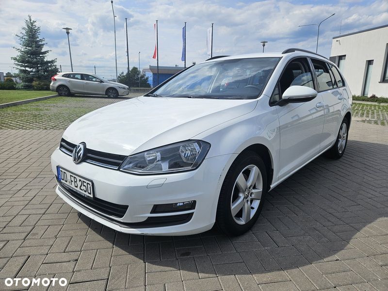 Volkswagen Golf Variant - 12