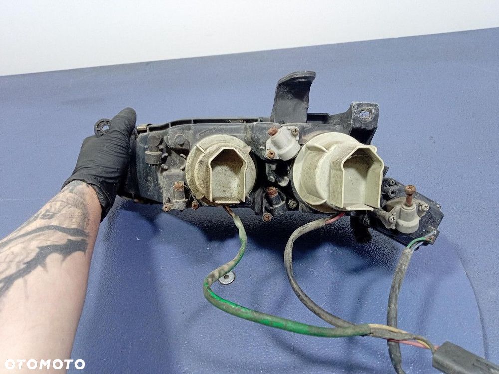 MAZDA 323F BA 94- REFLEKTOR PRAWY LAMPA PRZÓD 110-61708 - 6