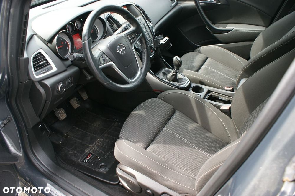 Opel Astra - 8