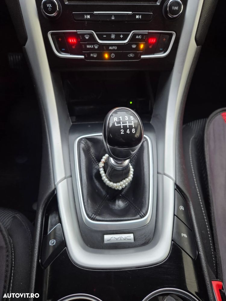 Ford Mondeo 2.0 TDCI Trend - 10