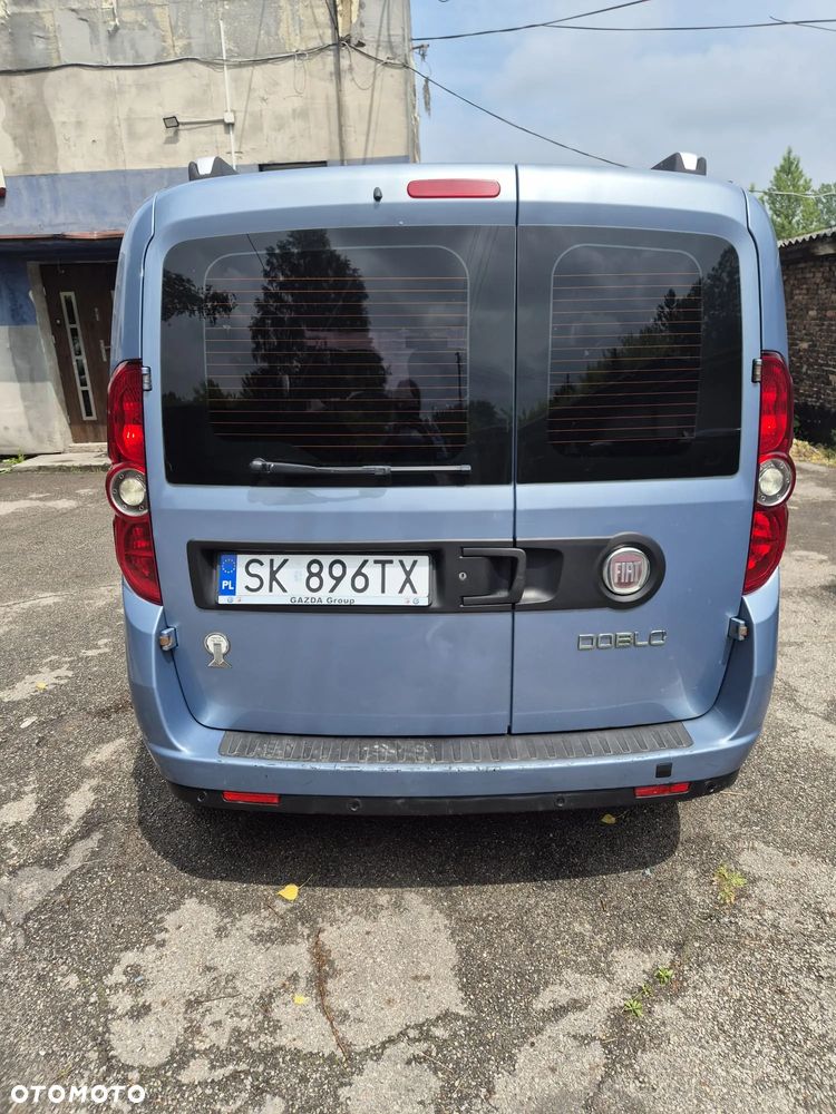 Fiat Doblo 2.0 Multijet 16V Emotion - 4