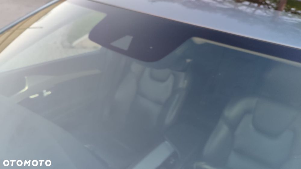 Volvo XC 90 D5 AWD Momentum - 24