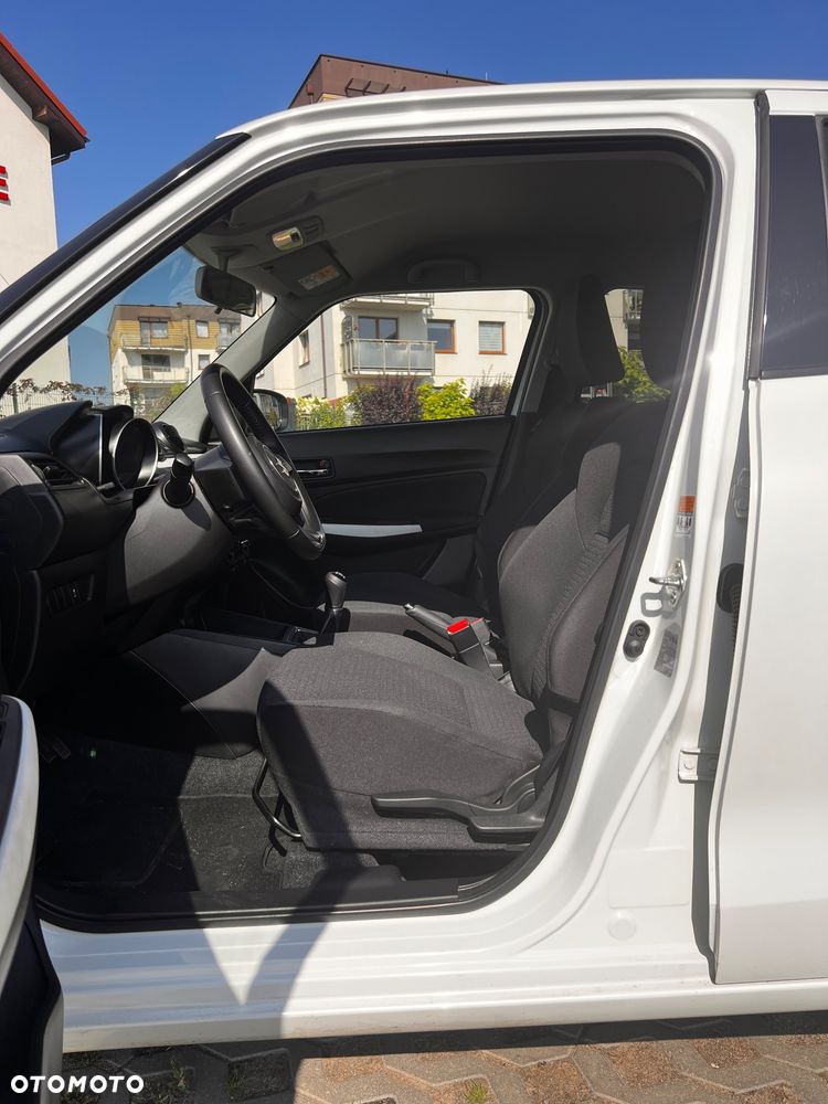 Suzuki Swift 1.2 Premium - 7