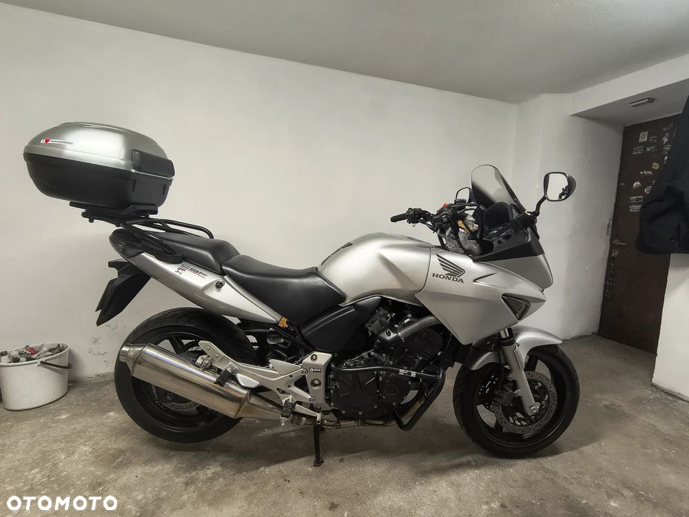 Honda CBF - 8