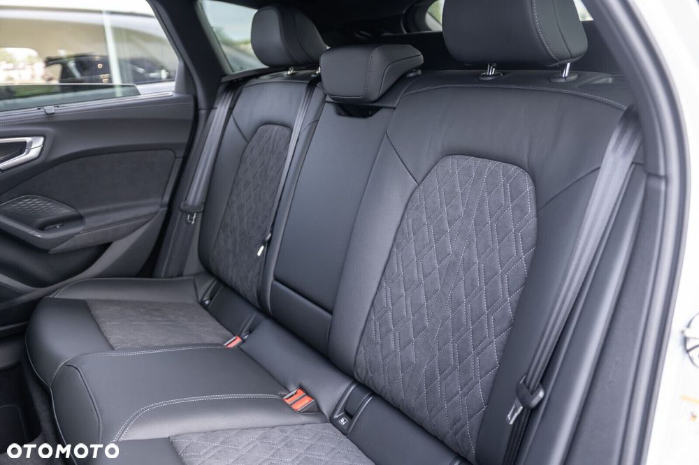 Audi A5 Avant - 13