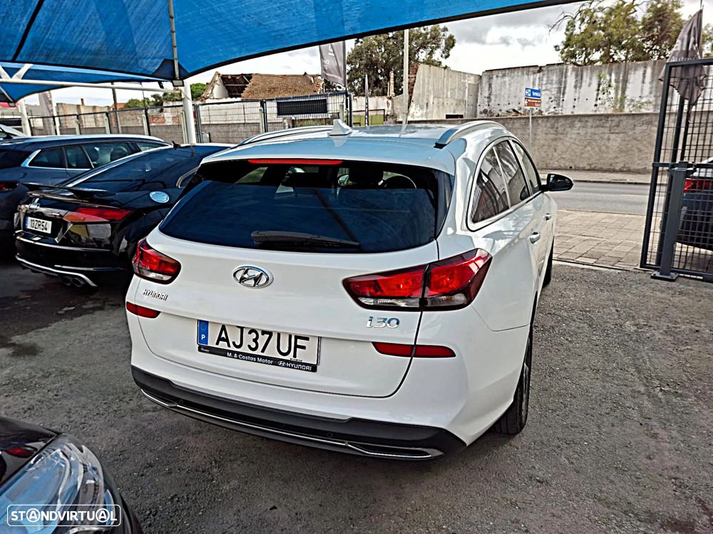 Hyundai i30 SW 1.6 CRDi Style - 14