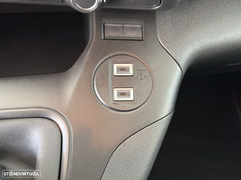 Peugeot PARTNER L2 1.5 HDI 100 CV - 17