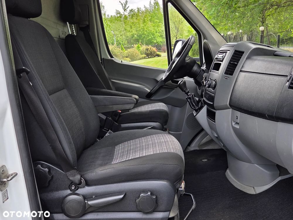 Mercedes-Benz SPRINTER 319 CDI - 15