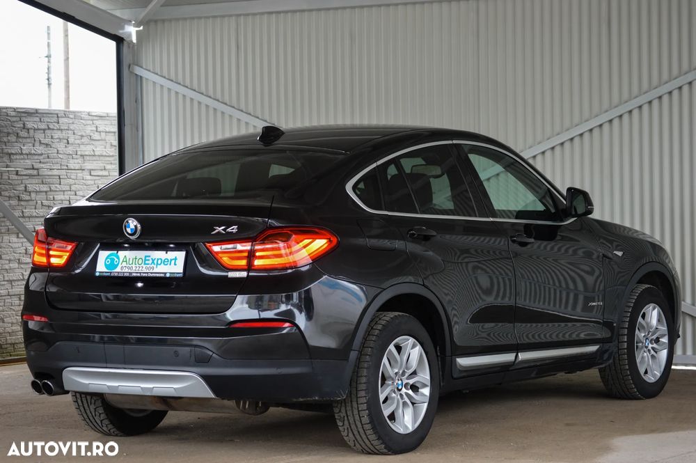 BMW X4 xDrive20i AT Advantage - 36