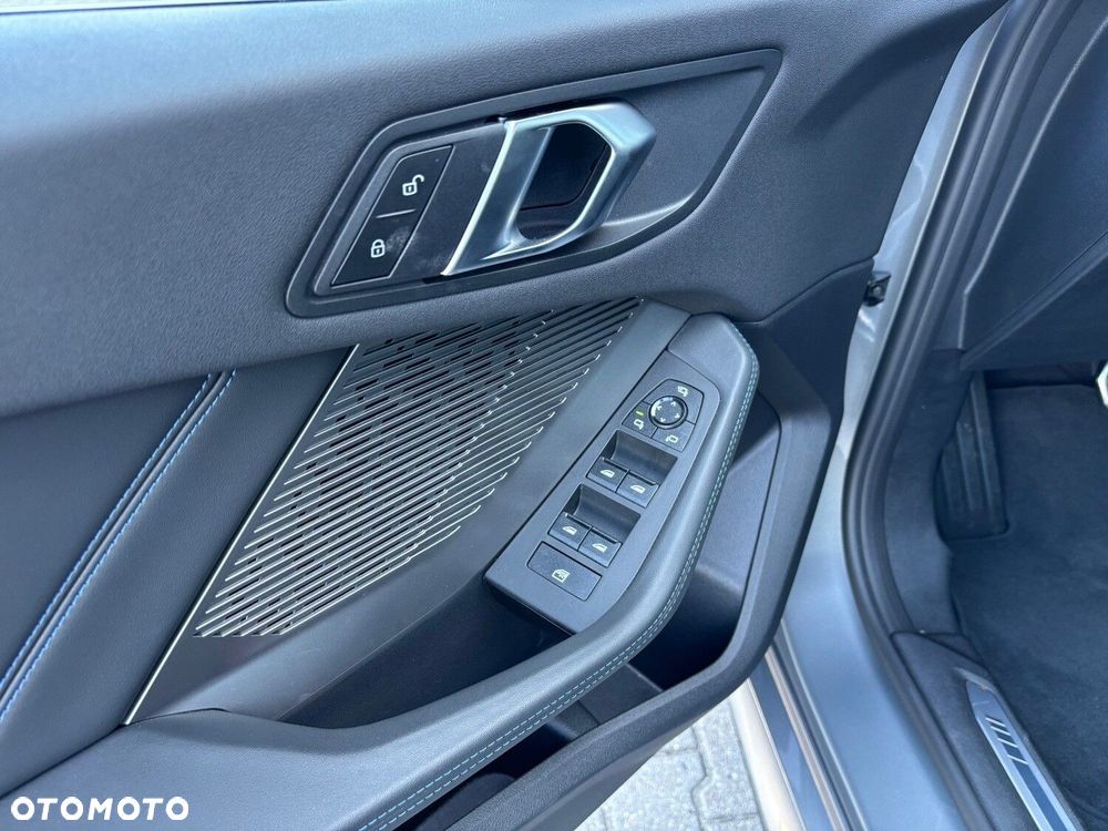 BMW Seria 1 - 16