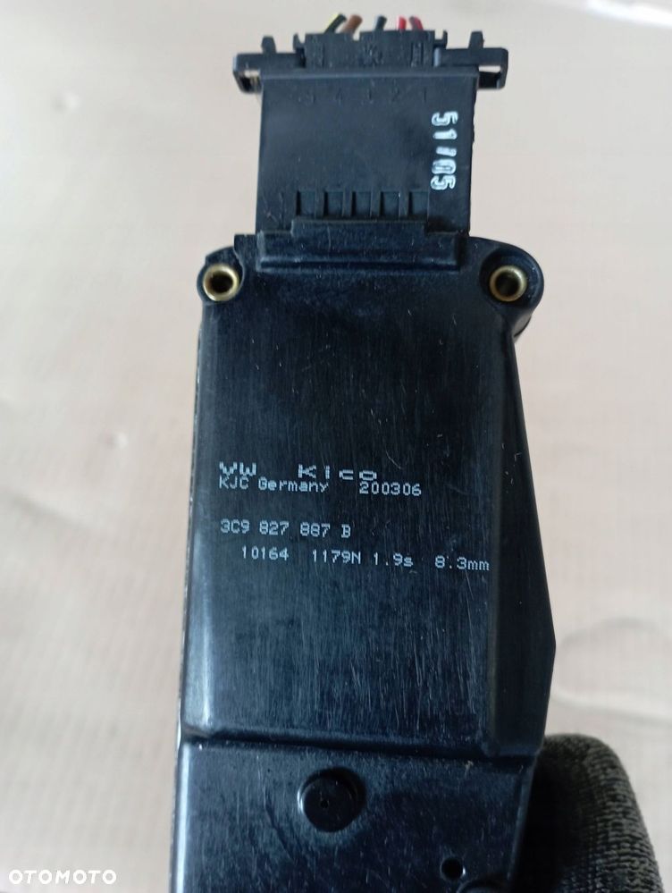 VW PASSAT B6 ZAMEK RYGIEL DOCIĄG KLAPY BAGAŻNIKA 3C0959653 - 4