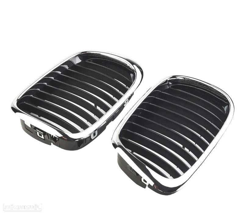 GRELHAS FRONTAIS PRETO CROMADAS BMW E39 95-03 - 2