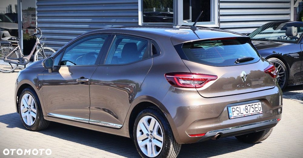 Renault Clio - 8
