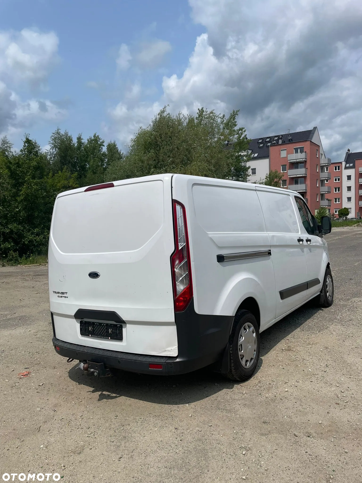 Ford TRANSIT CUSTOM - 8