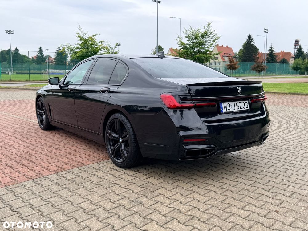 BMW Seria 7 740d xDrive - 18