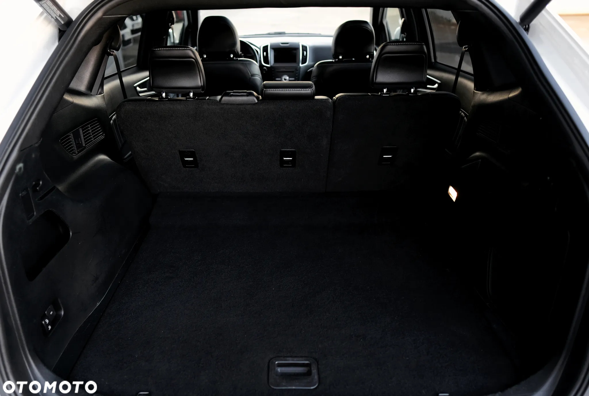 Ford Edge - 21