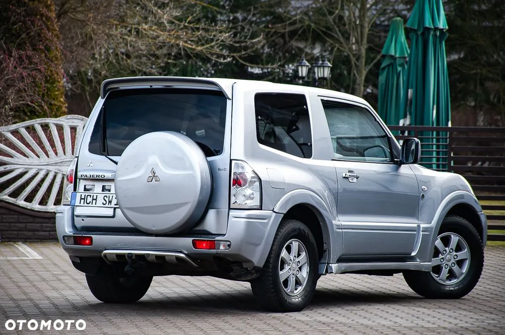 Mitsubishi Pajero 3.2 DI-D Automatik Dakar - 3