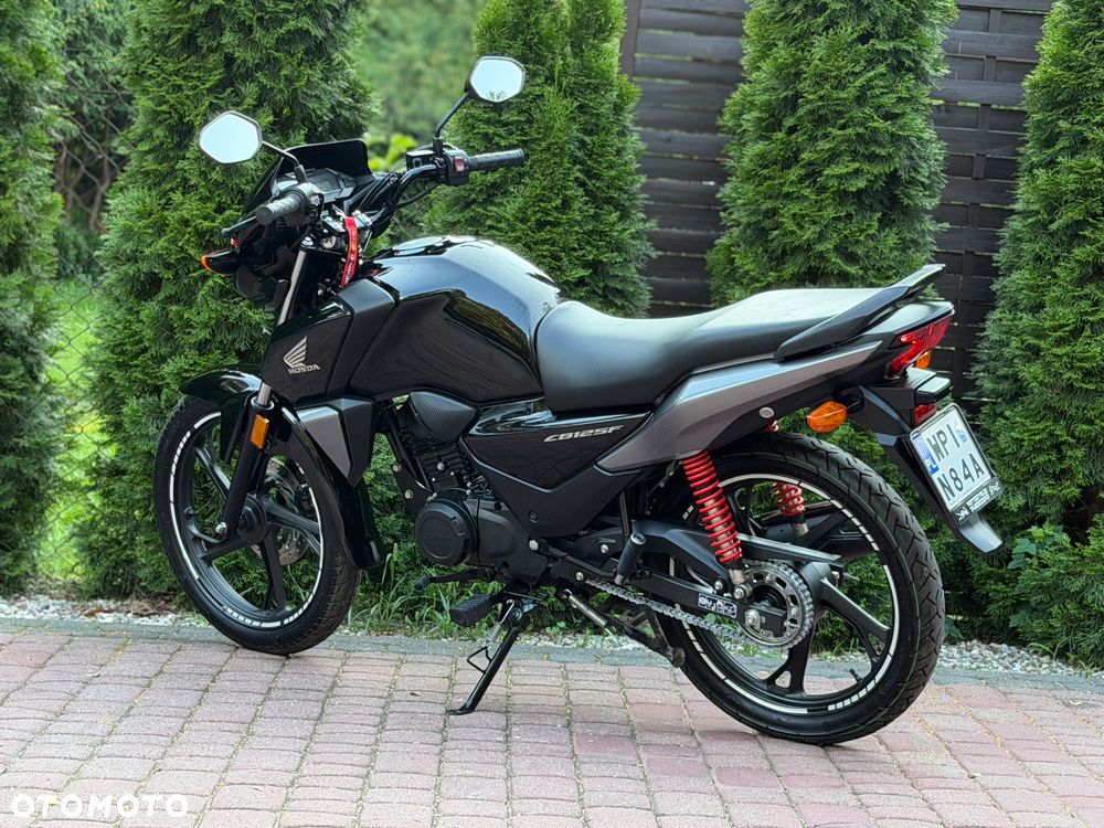 Honda CB - 8