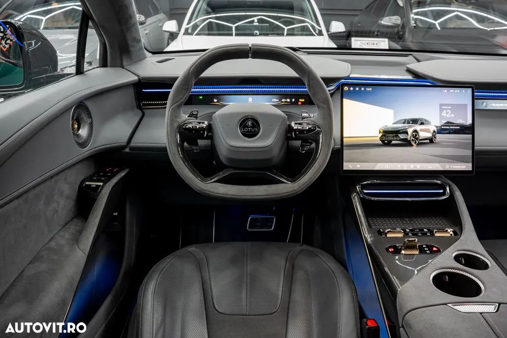 Lotus Eletre 900 Sport Carbon - 11