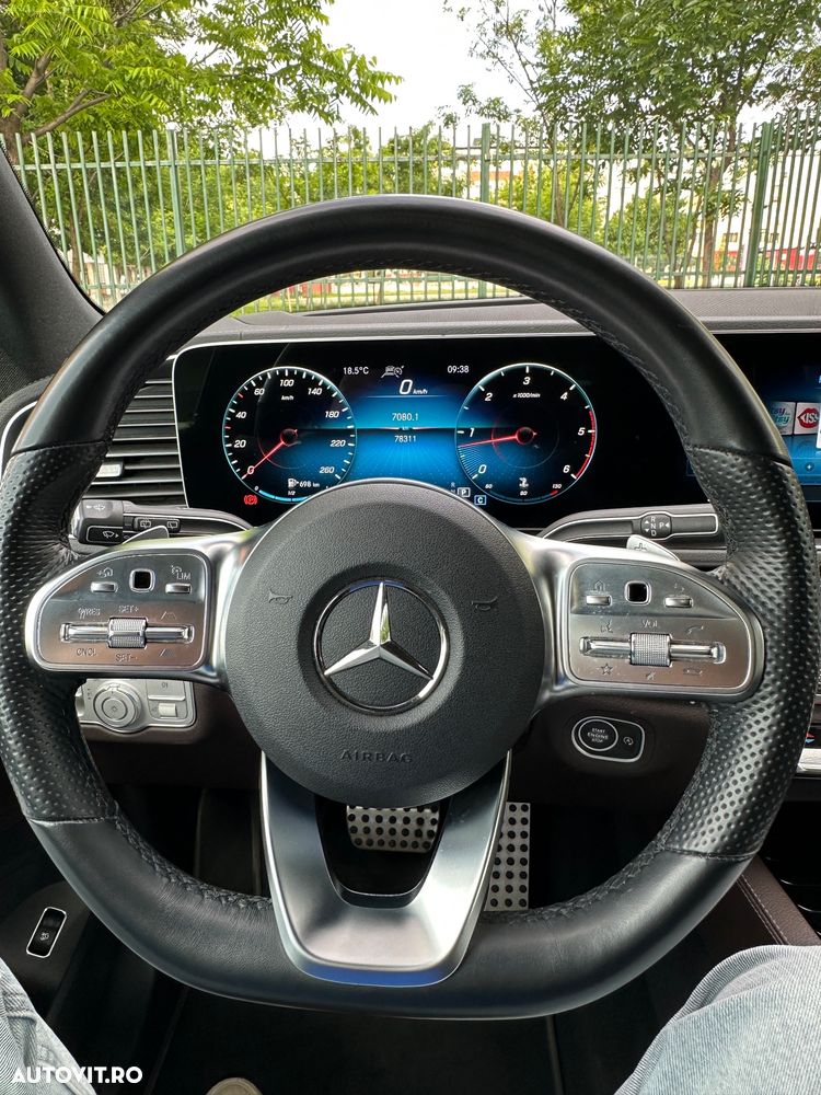 Mercedes-Benz GLS - 10