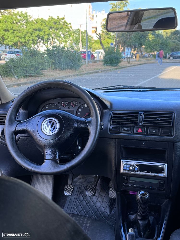 VW Golf - 5