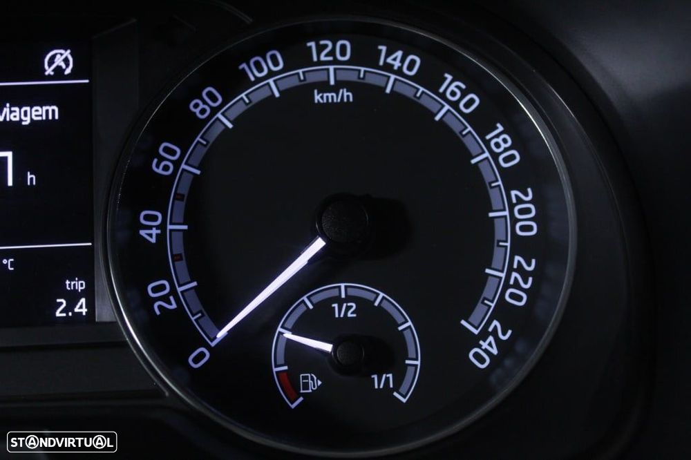 Skoda Fabia Break 1.0 TSI Ambition - 26