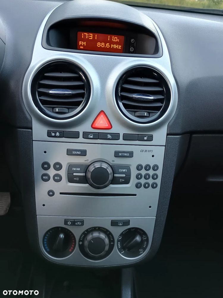 Opel Corsa - 11