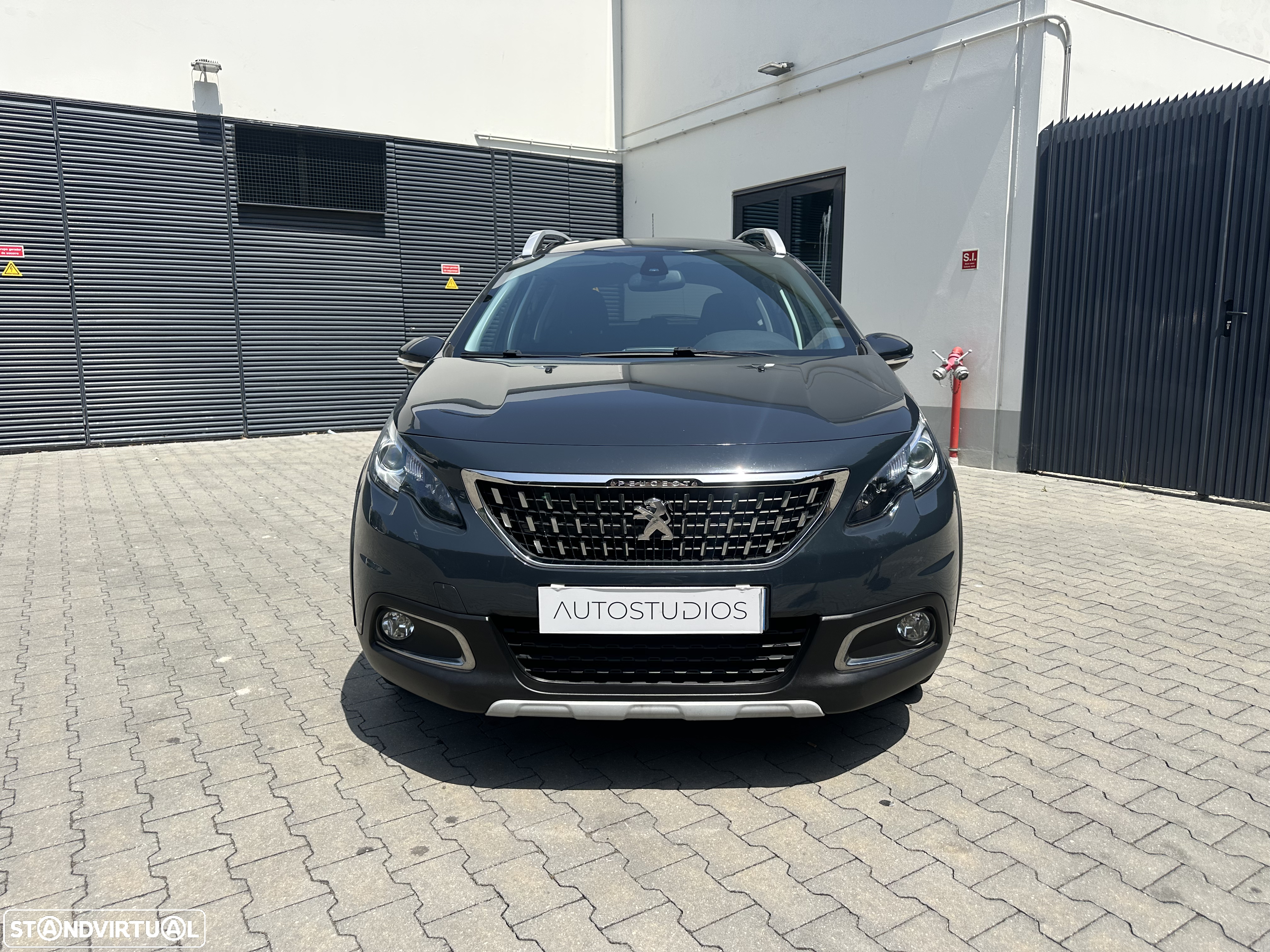 Peugeot 2008 1.2 PureTech Allure EAT6 - 2