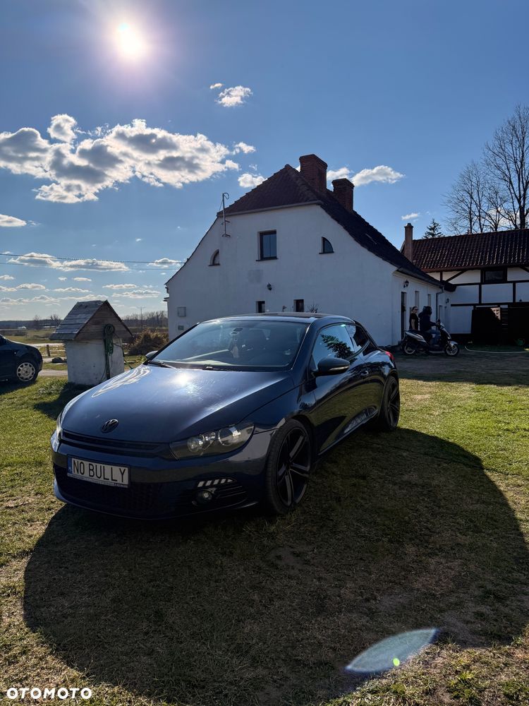 Volkswagen Scirocco 2.0 TSI DSG - 2