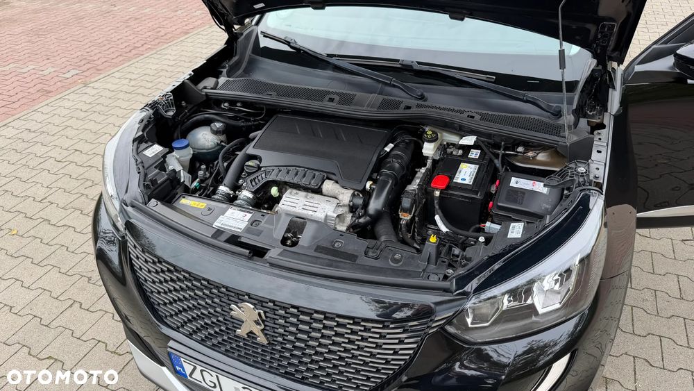 Peugeot 2008 1.2 PureTech Allure Pack S&S - 33