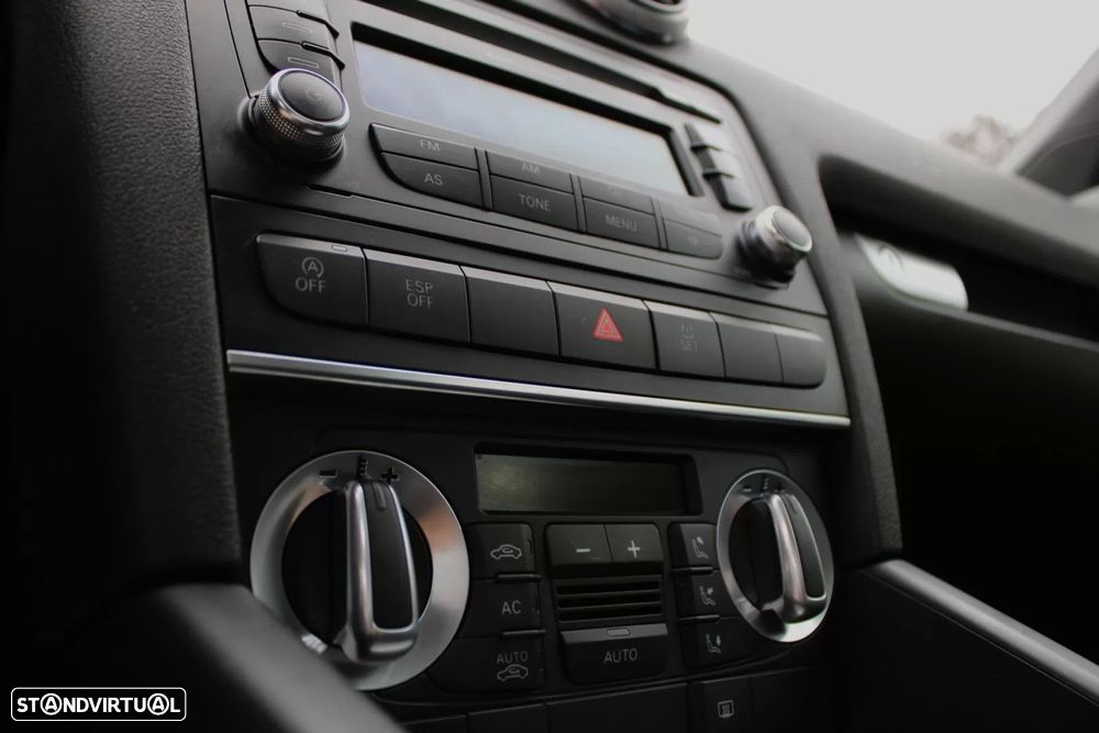 Audi A3 Cabrio 1.6 TDi Sport - 29